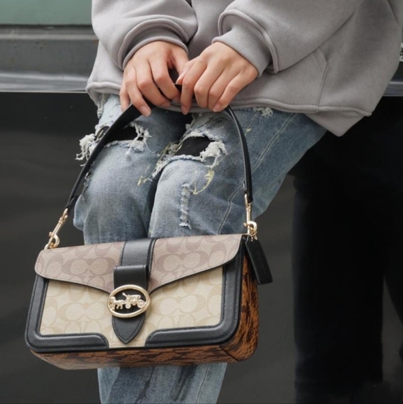 BRAND NEW Coach Georgie Shoulder Bag in Blocked Signature Canvas RARE - Picture 2 of 12